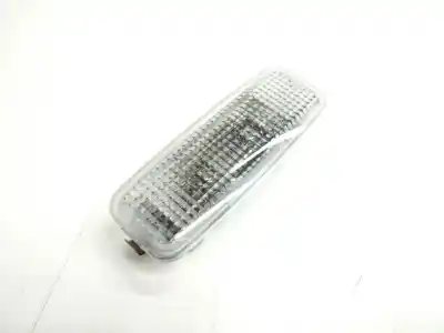 Second-hand car spare part interior light for audi a4 berlina (8e) 2.0 tdi quattro (dpf) (103kw) oem iam references 4e0947105