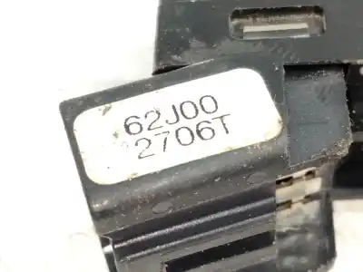 Second-hand car spare part right front power window switch for suzuki grand vitara ii (jt, te, td) 1.9 ddis (jb419wd, jb419xd) oem iam references 62j002706t  