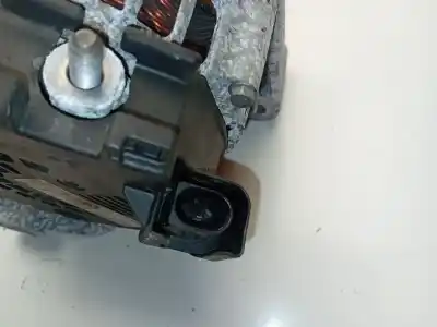 Peça sobressalente para automóvel em segunda mão alternador por bmw x1 (e84) sdrive 20 d referências oem iam 2607244e  