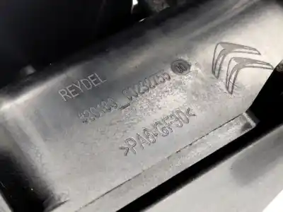 Автозапчасти б/у центральный подлокотник за citroen c4 cactus 1.2 12v e-thp ссылки oem iam 2018000232755  