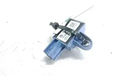 Second-hand car spare part front right airbag tensioner for volkswagen scirocco (137) 2.0 tdi (125kw) oem iam references 1k8955557