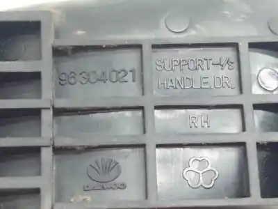 Second-hand car spare part interior right front handle for daewoo lanos (klat) 1.3 oem iam references 96304021  