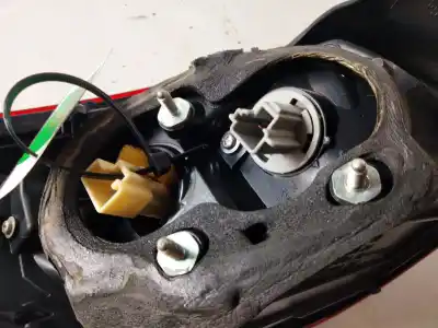 Автозапчастина б/у правий ліхтар для mazda 3 (bm, bn) 2.2 d посилання на oem iam   