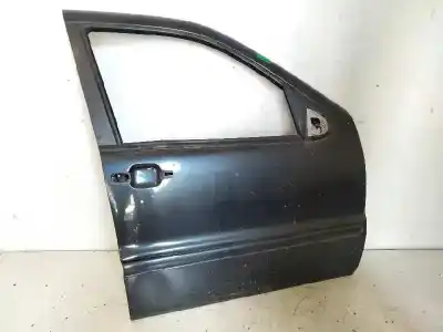 Recambio de automóvil de segunda mano de PUERTA DELANTERA DERECHA para MERCEDES CLASE M (W163)  referencias OEM IAM   