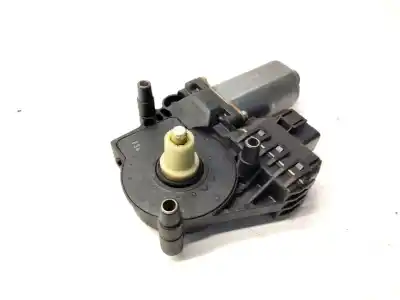Peça sobressalente para automóvel em segunda mão MOTOR ELEVADOR VIDRO DIANTEIRO ESQUERDO por AUDI A4 BERLINA (B5)  Referências OEM IAM   