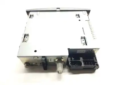 Second-hand car spare part audio system / radio cd for renault scénic ii (jm0/1_) 1.6 16v (jm1r) oem iam references 8200562686t  