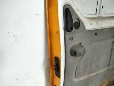 Автозапчасти б/у правая сдвижная боковая дверь за nissan primastar (x83) 2.5 dci diesel cat ссылки oem iam 8210000qah 8215200qae  