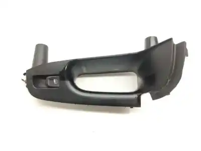 Pièce détachée automobile d'occasion COMMANDE DE LÈVE VITRE ARRIÈRE DROIT pour AUDI A4 B8 AVANT (8K5)  Références OEM IAM 8K0959855A  