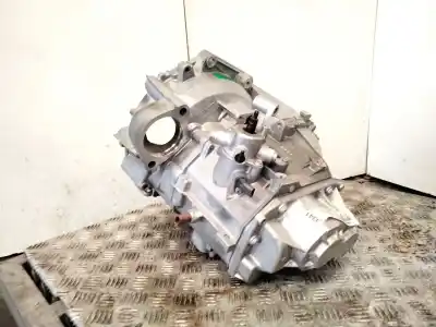Автозапчастина б/у коробка передач для volkswagen t-roc (a11, d11) 1.0 tsi посилання на oem iam 0aj301103  