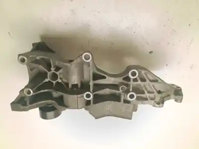 Pezzo di ricambio per auto di seconda mano supporto pompa iniezione per audi a4 b7 (8ec) 2.0 tdi riferimenti oem iam 03l903143r  