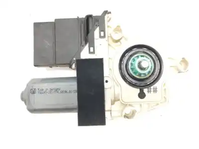 Peça sobressalente para automóvel em segunda mão MOTOR ELEVADOR VIDRO TRASEIRO ESQUERDO por SEAT ALTEA XL (5P5, 5P8)  Referências OEM IAM 5P0839461A  