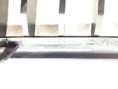 Second-hand car spare part right bumper grille for bmw 3 (e90) 320 d oem iam references 22405910  