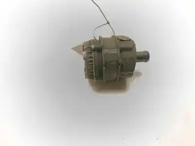 Pièce détachée automobile d'occasion pompe à eau pour seat leon (5f1) 2.0 tdi références oem iam 04l965567a  