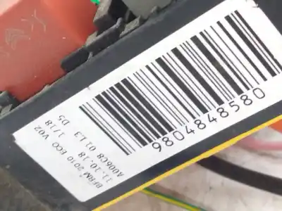 Second-hand car spare part fuse box unit for citroen ds 7 ds 7 crossback buehdi oem iam references 9804848580  