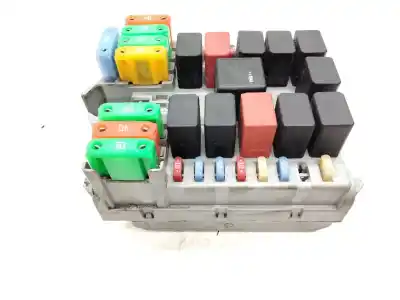 Peça sobressalente para automóvel em segunda mão CAIXA DE FUSÍVEIS E RELÉS por IVECO DAILY IV FURGÓN  Referências OEM IAM 5801294545  