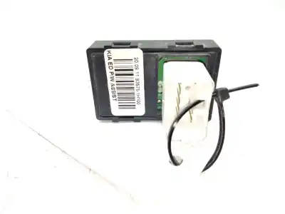 Peça sobressalente para automóvel em segunda mão botão / interruptor elevador vidro dianteiro direito por kia cee´d drive referências oem iam 935751h100  