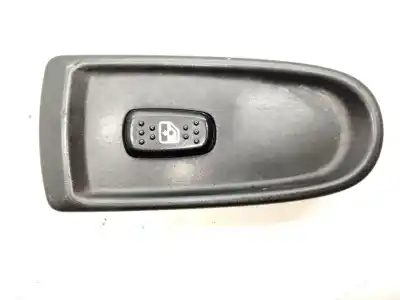 Peça sobressalente para automóvel em segunda mão Botão / Interruptor Elevador Vidro Dianteiro Direito por IVECO DAILY IV FURGÓN 35C14 GV, 35C14 GV/P, 35S14 GV, 35S14 GV/P Referências OEM IAM 5801304492  