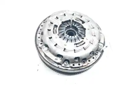 Pièce détachée automobile d'occasion kit d'embrayage pour bmw serie 1 lim. (f20) 114 d références oem iam 755301001  