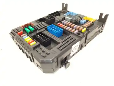 İkinci el araba yedek parçası röle/sigorta kutusu için peugeot 2008 i (cu_) 1.2 thp 130 / puretech 130 oem iam referansları 9830708180  