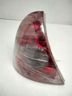 Second-hand car spare part left tailgate light for renault clio ii fase ii (b/cb0) campus oem iam references 8200071413  