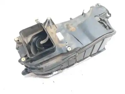 Second-hand car spare part air filter support for mercedes clase c (w205) c 220 bluetec / d (205.002, 205.004) oem iam references a6510902501