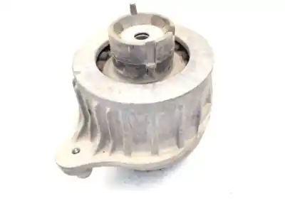 Second-hand car spare part left engine support for mercedes clase c (w205) c 220 bluetec / d (205.002, 205.004) oem iam references a2052406617  