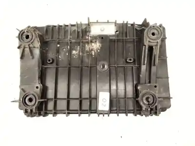 Second-hand car spare part medium for mercedes clase c (w205) c 220 bluetec / d (205.002, 205.004) oem iam references a2056200018  