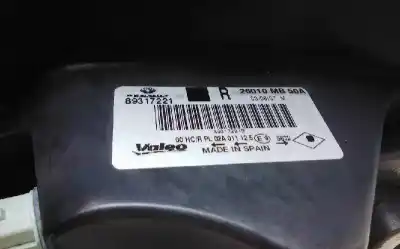 Second-hand car spare part right headlight for renault maxity 2014 nº8688-izquierdo - valeo - ref: 89320859 / 044129 oem iam references 89317221  26010mb50a