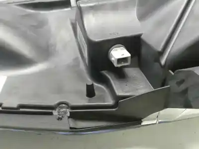 Second-hand car spare part right headlight for renault maxity 2014 nº8688-izquierdo - valeo - ref: 89320859 / 044129 oem iam references 89317201  26010mb40a