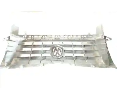 Автозапчастина б/у передня решіта для volkswagen crafter 30-50 furgón (2e_) 2.0 tdi посилання на oem iam 2e0853653  
