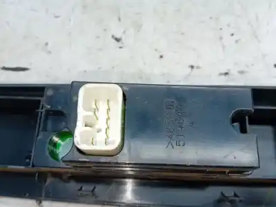 Pezzo di ricambio per auto di seconda mano interruttore alzacristalli anteriore destro per isuzu d-max i (tfr, tfs) 2.5 ditd 4x4 (tfs86_) riferimenti oem iam 514644a  