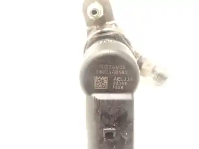 Pezzo di ricambio per auto di seconda mano iniettore per ford transit connect monospace 1.6 tdci riferimenti oem iam 9802448680  