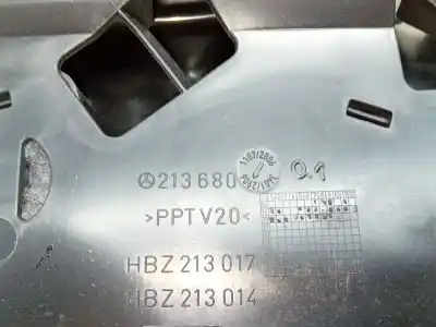 Pièce détachée automobile d'occasion enjoliveur pour mercedes-benz clase e (w213) e 220 d (213.004) références oem iam 213680  