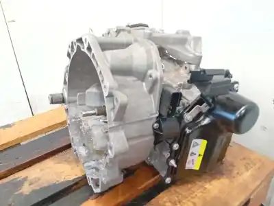 Second-hand car spare part gearbox for volkswagen t-roc (a11, d11) 1.5 tsi oem iam references uag  