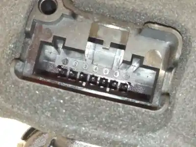 Pezzo di ricambio per auto di seconda mano serratura porta posteriore sinistra per volkswagen t-cross (c11) 1.0 tsi riferimenti oem iam 5ta839015  