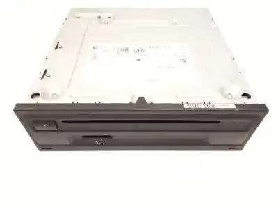 Pièce détachée automobile d'occasion SYSTÈME AUDIO / RADIOCD pour VOLKSWAGEN GOLF VII (5G1, BQ1, BE1, BE2)  Références OEM IAM 3Q0035824  