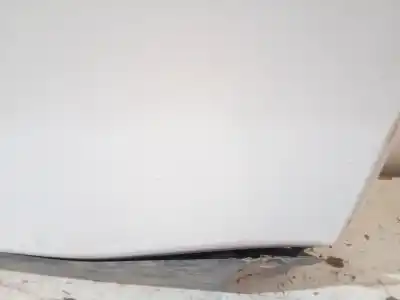 Автозапчастина б/у двері задні праві для kia stonic (yb) 1.2 cvvt посилання на oem iam 77004h8400  