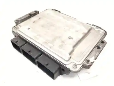Pezzo di ricambio per auto di seconda mano centralina motore per renault grand scénic iii (jz0/1_) 1.9 dci riferimenti oem iam 237100055r  0281014546
