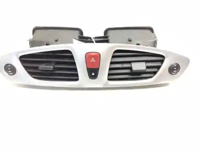 Автозапчастина б/у аератор для RENAULT GRAND SCÉNIC III (JZ0/1_) 1.9 DCI Посилання на OEM IAM 682600031R  