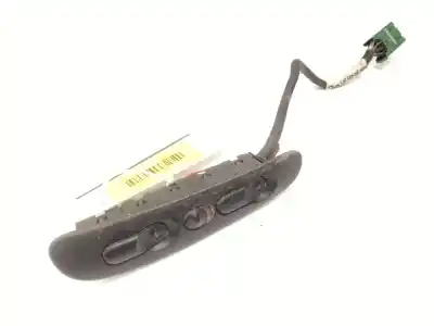 Recambio de automóvil de segunda mano de MANDO ELEVALUNAS DELANTERO IZQUIERDO para OPEL VECTRA B (J96) 2.0 DTI 16V (F19) referencias OEM IAM 90433371  