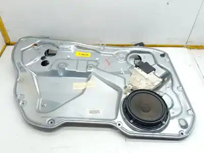 Recambio de automóvil de segunda mano de ELEVALUNAS DELANTERO IZQUIERDO para SEAT IBIZA III (6L1)  referencias OEM IAM 6L4837751  