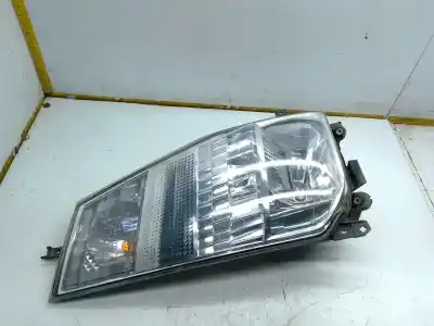 Second-hand car spare part Right Headlight for RENAULT MAXITY Fg 130.35/45 OEM IAM references 26010MB41B  