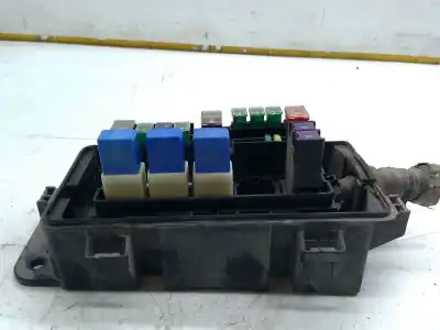 Pezzo di ricambio per auto di seconda mano scatola relè/fusibili per renault maxity fg 130.35/45 riferimenti oem iam 17311091100  