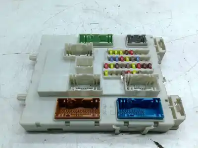 Pièce détachée automobile d'occasion boîtes à fusibles pour ford focus iii 1.6 tdci références oem iam j9j52j54