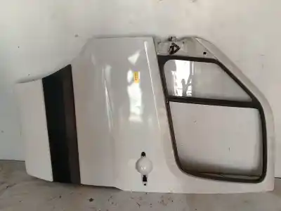 Автозапчасти б/у  за VOLKSWAGEN CRAFTER 30-50 FURGÓN (2E_)  ссылки OEM IAM 2E0831051  