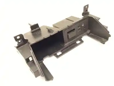 Автозапчастина б/у usb-роз'єм для mazda mx-5 rf targa (nd) 2.0 (nd2e) посилання на oem iam tk78669u0c  