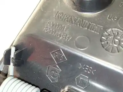 Second-hand car spare part interior right front handle for dacia duster (hs_) 1.2 tce 125 oem iam references 8200733847  