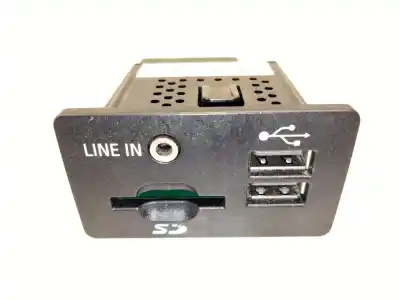Pezzo di ricambio per auto di seconda mano connettore usb per ford kuga ii (dm2) 2.0 tdci riferimenti oem iam f1ct14f014aa