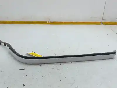 Peça sobressalente para automóvel em segunda mão moldura do farol esquerdo por mercedes-benz clase c (w202) c 180 (202.018) referências oem iam 2028260577