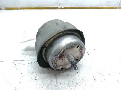 Second-hand car spare part right engine support for audi a4 b7 (8ec) 2.0 oem iam references 8e0199382b  